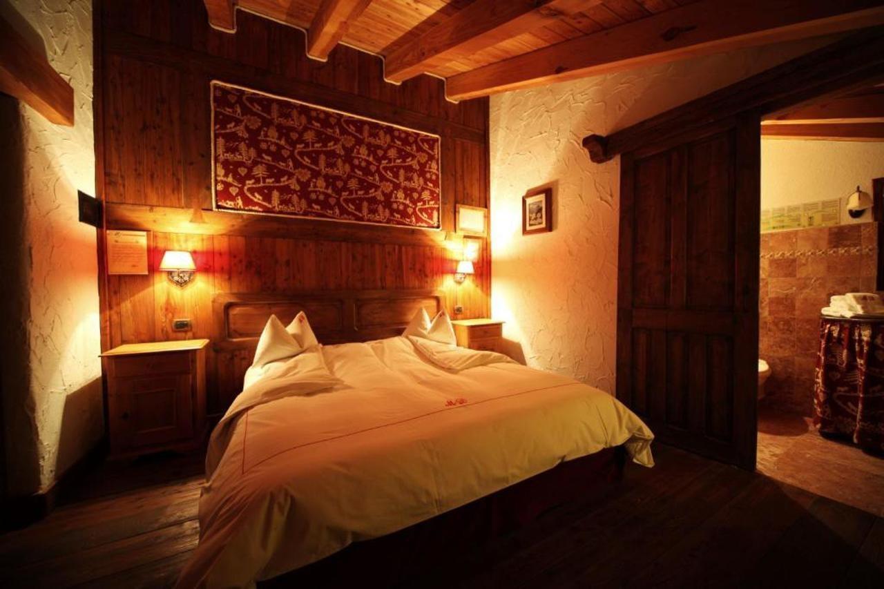 Eco Chalet Maison Dominique Challand-Saint-Anselme Eksteriør bilde