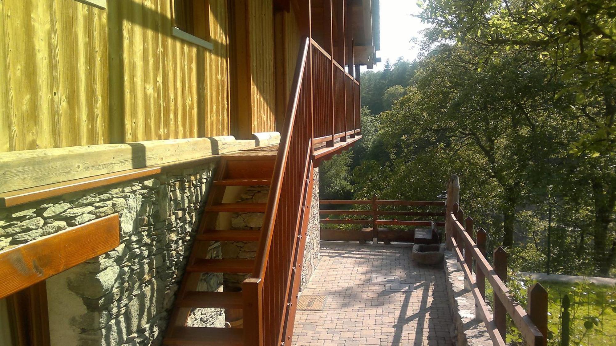 Eco Chalet Maison Dominique Challand-Saint-Anselme Eksteriør bilde