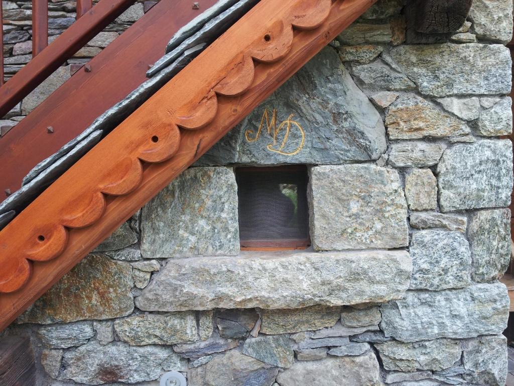 Eco Chalet Maison Dominique Challand-Saint-Anselme Eksteriør bilde