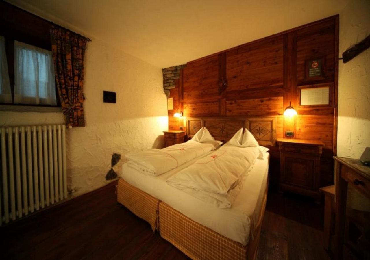 Eco Chalet Maison Dominique Challand-Saint-Anselme Eksteriør bilde